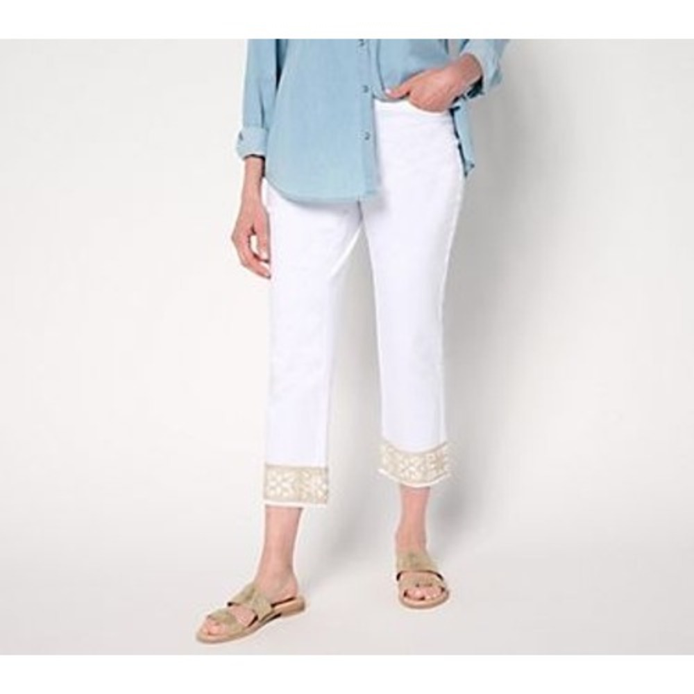 Belle by Kim Gravel TripleLuxe Twill Crochet Cropped White Pants Size 10 A714204